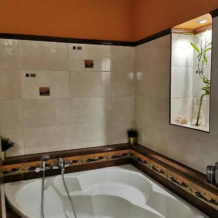 Dozsa 64 Apartament Dunaújváros