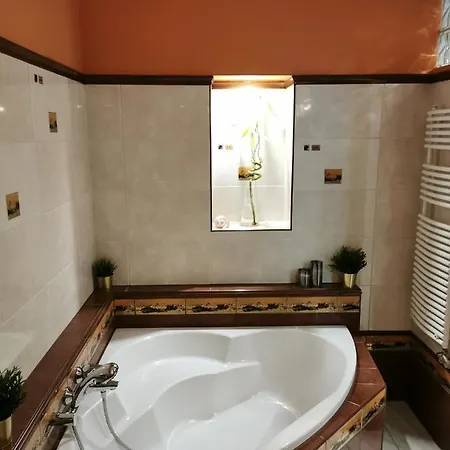 Apartament Dozsa 64 Dunaújváros