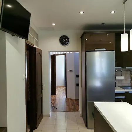 Apartament Dozsa 64 Dunaújváros