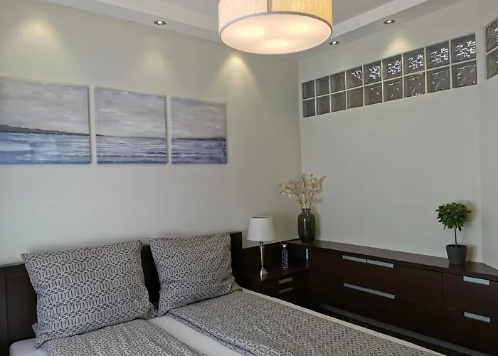 Апартаменты Dozsa 64 Дунауйварош